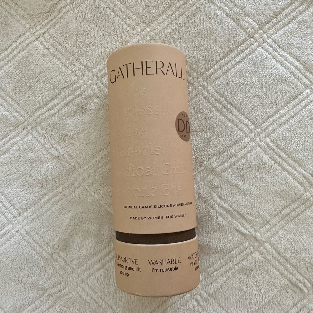 GATHERALL adhesive bra